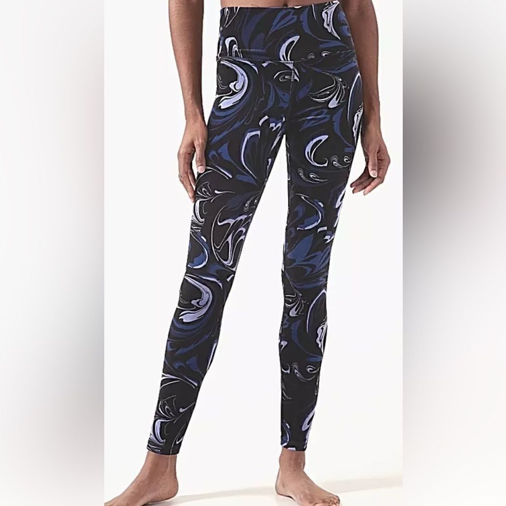 Athleta Women's Elation Velvet Tight Small Color Agate Paisley Black - Picture 2 of 11